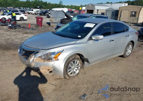 2015 Nissan Altima 2.5 S z USA, uszkodzony, nr VIN 1N4AL3AP9FC444466